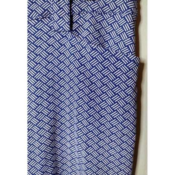 89th & Madison Weave Design Size 6 Pull On Capri Pants Rhinestone Buttons Blue - Picture 3 of 7